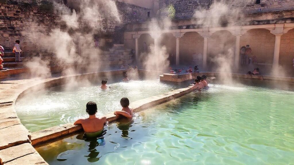 Ourense ofrece baños termales relajantes y cálidos