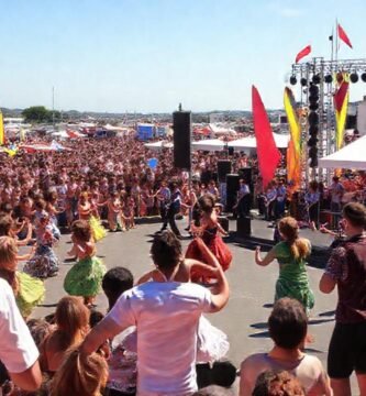 A Coruña celebra festivales vibrantes y alegres