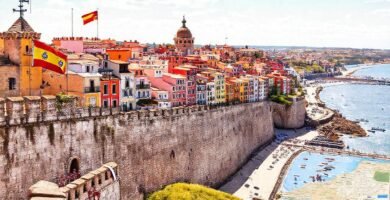 Galicia ofrece belleza histórica y soleada