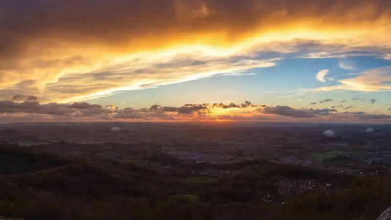 Pontevedra ofrece un atardecer pintoresco y sereno