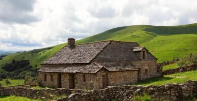 Galicia española: casa de piedra encantadora