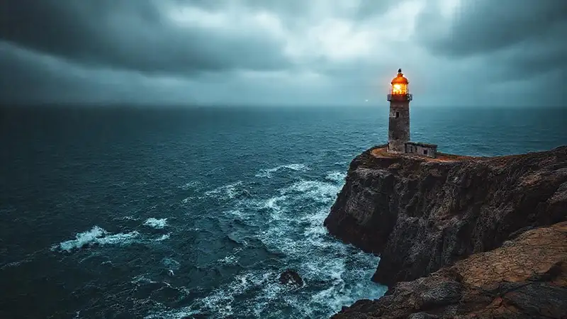 Faro imponente en mar tormentoso