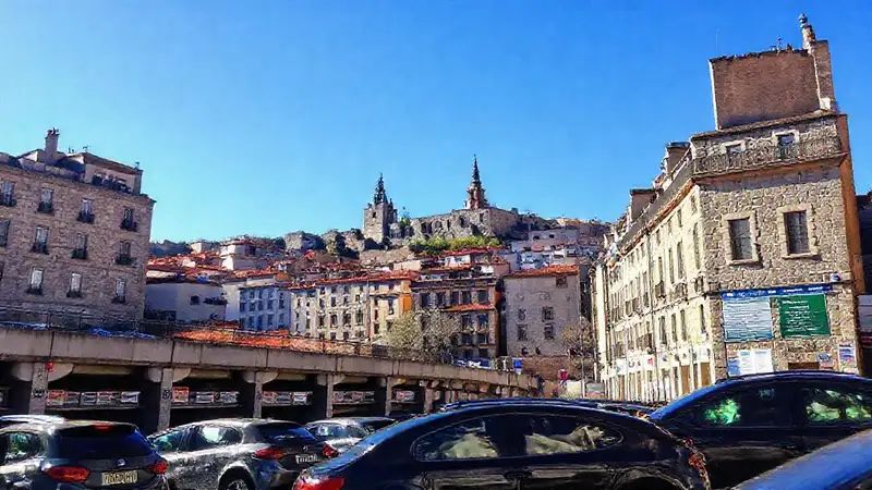 Ourense: cielo azul