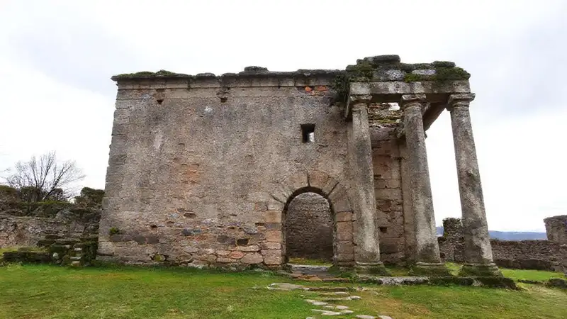 Ruinas ancestrales se muestran en Galicia