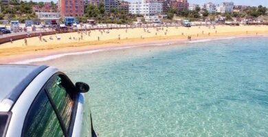 A Coruña: playa soleada y accesible