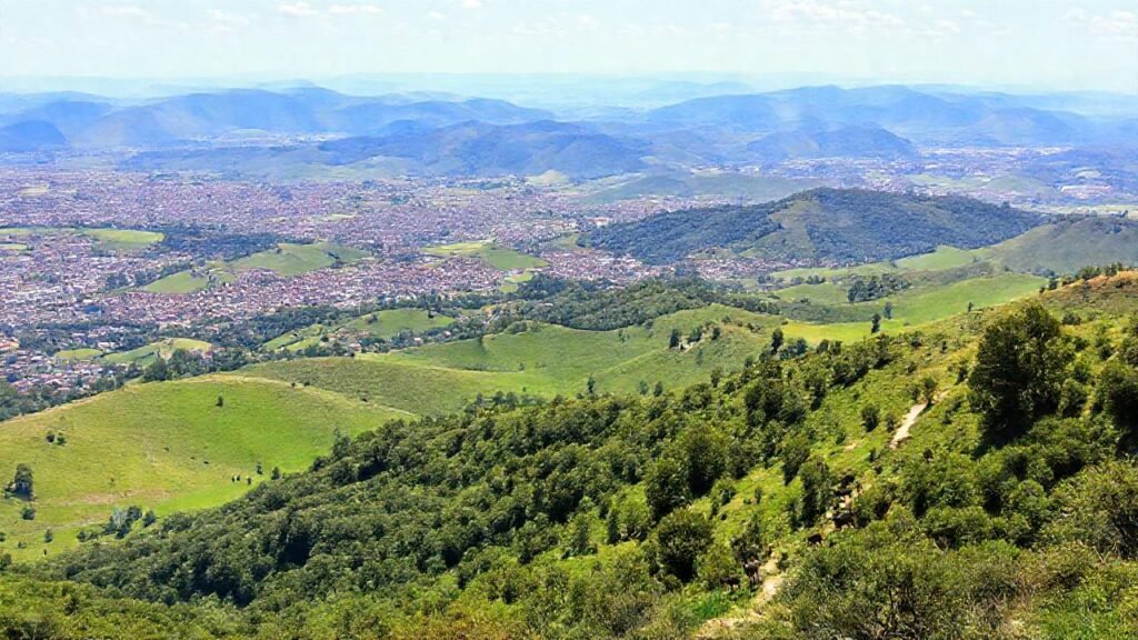 Lugo ofrece vistas panorámicas y naturaleza