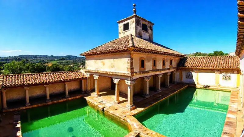 Baths romanos evocan paz y calor
