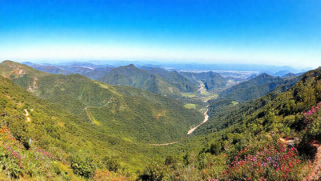 Ourense ofrece paisajes montañosos espectaculares y verdes
