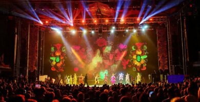 El festival gallego brillaba con color