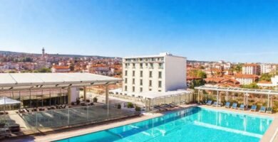 Pontevedra ofrece un hotel lujoso y soleado