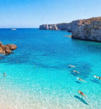 Rías españolas: verano idílico y azul