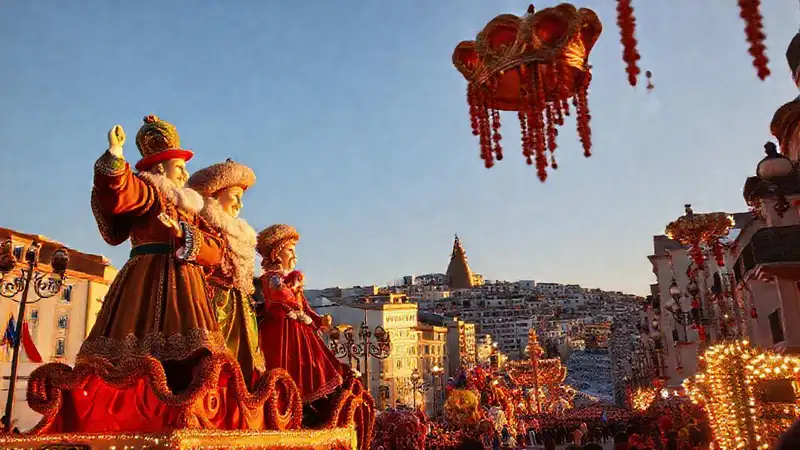 A Coruña celebra un carnaval vibrante