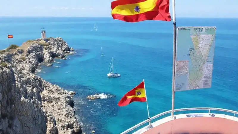 Un día soleado en costa española