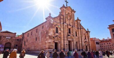 La iglesia solitaria inspiraba esperanza y fe