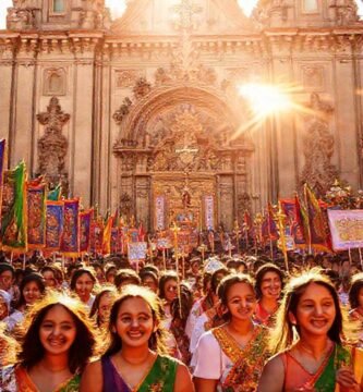 Santiago vibraba con fe y color