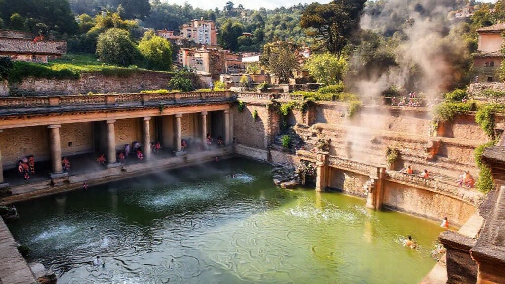Ourense ofrece baños romanos y relax